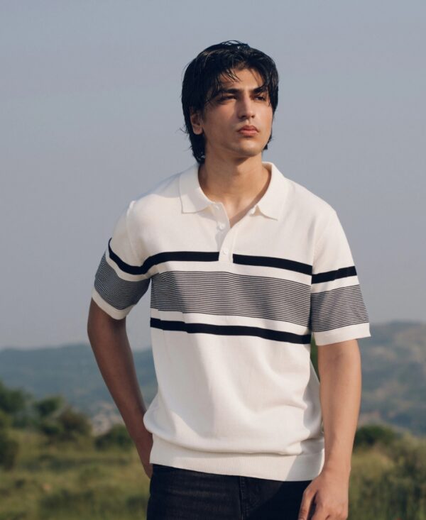 Regular Collar Knitted Polo
