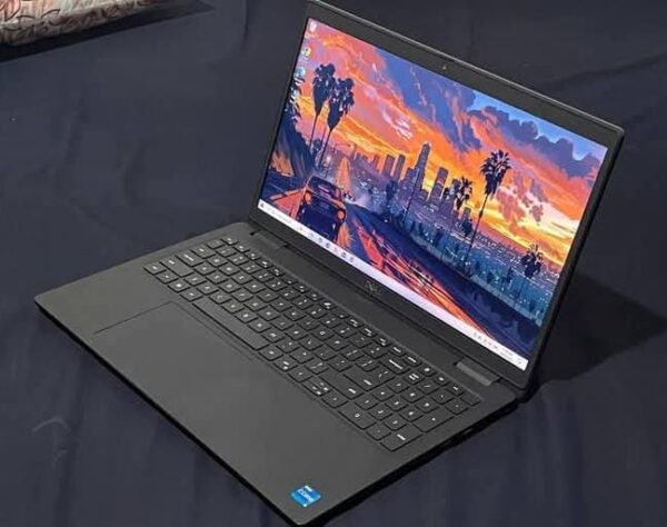 Dell Latitude 3520